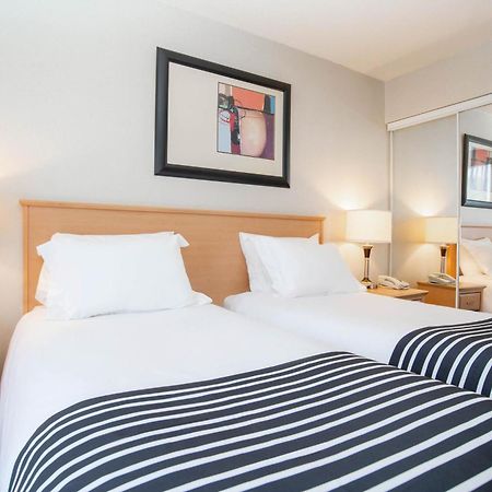 Sandman Suites Vancouver on Davie Extérieur photo