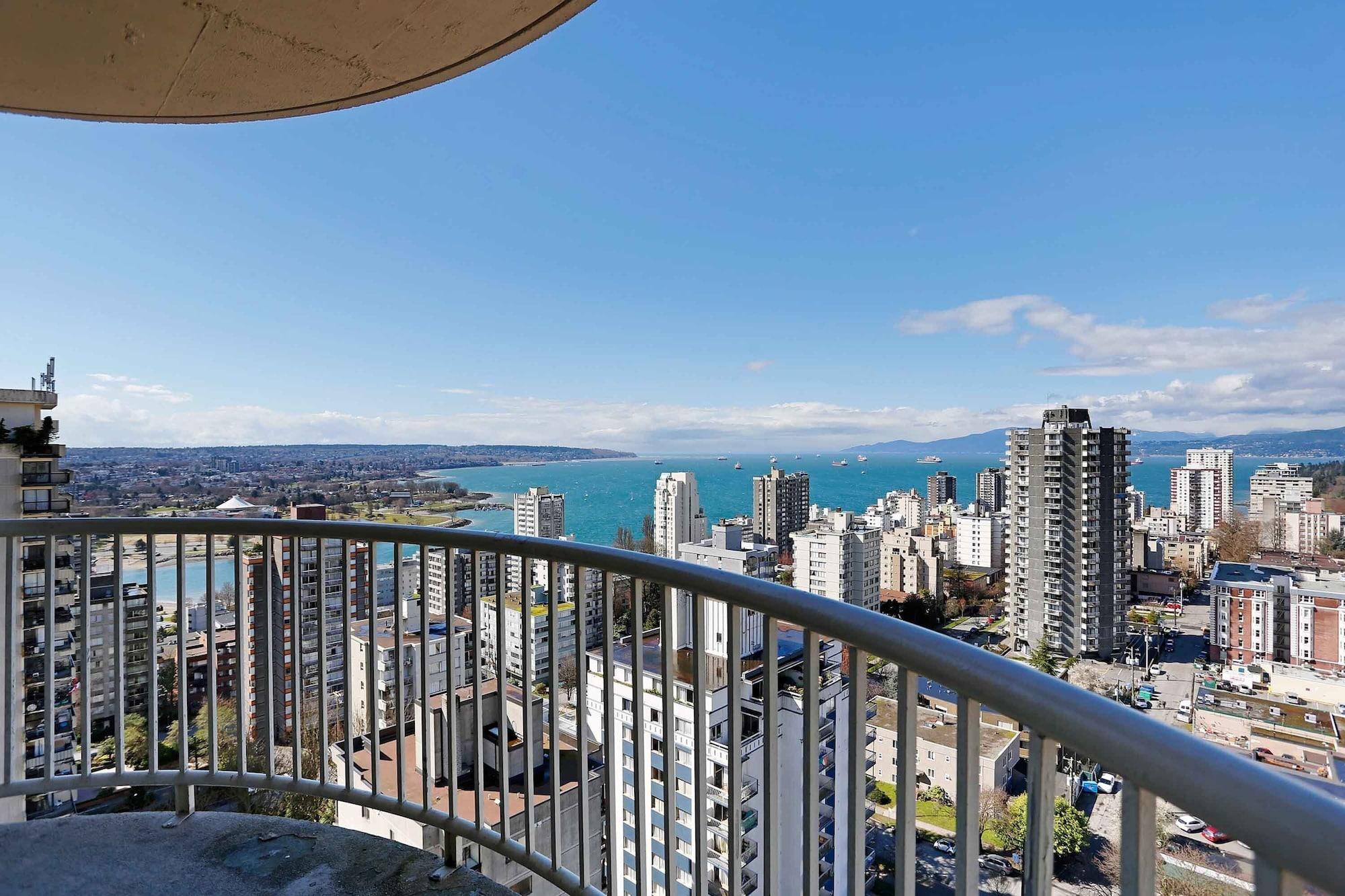Sandman Suites Vancouver on Davie Extérieur photo