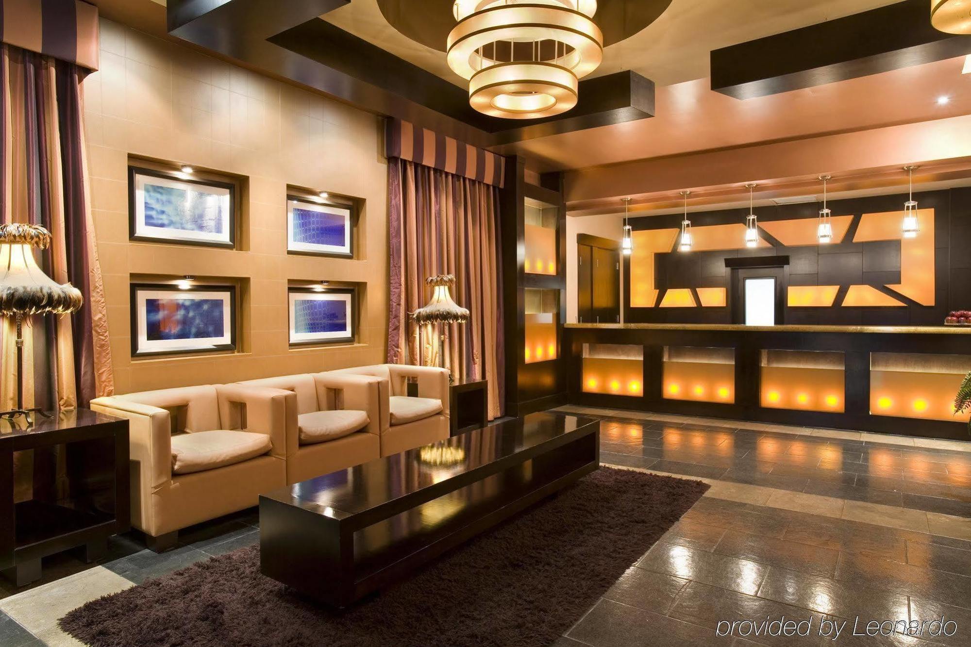 Sandman Suites Vancouver on Davie Extérieur photo